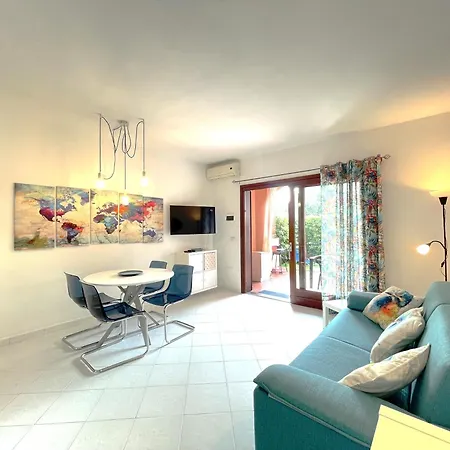 Vecchio Ulivo Puntocasabudoni סאן תאודורו