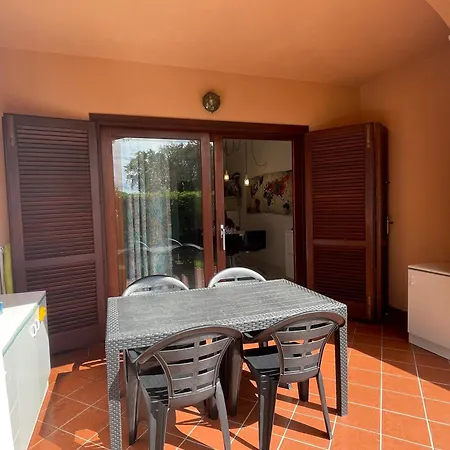 Vecchio Ulivo Apartment *